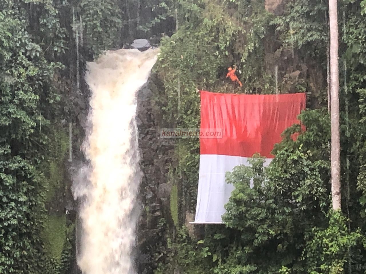 Kengkang Waterfall