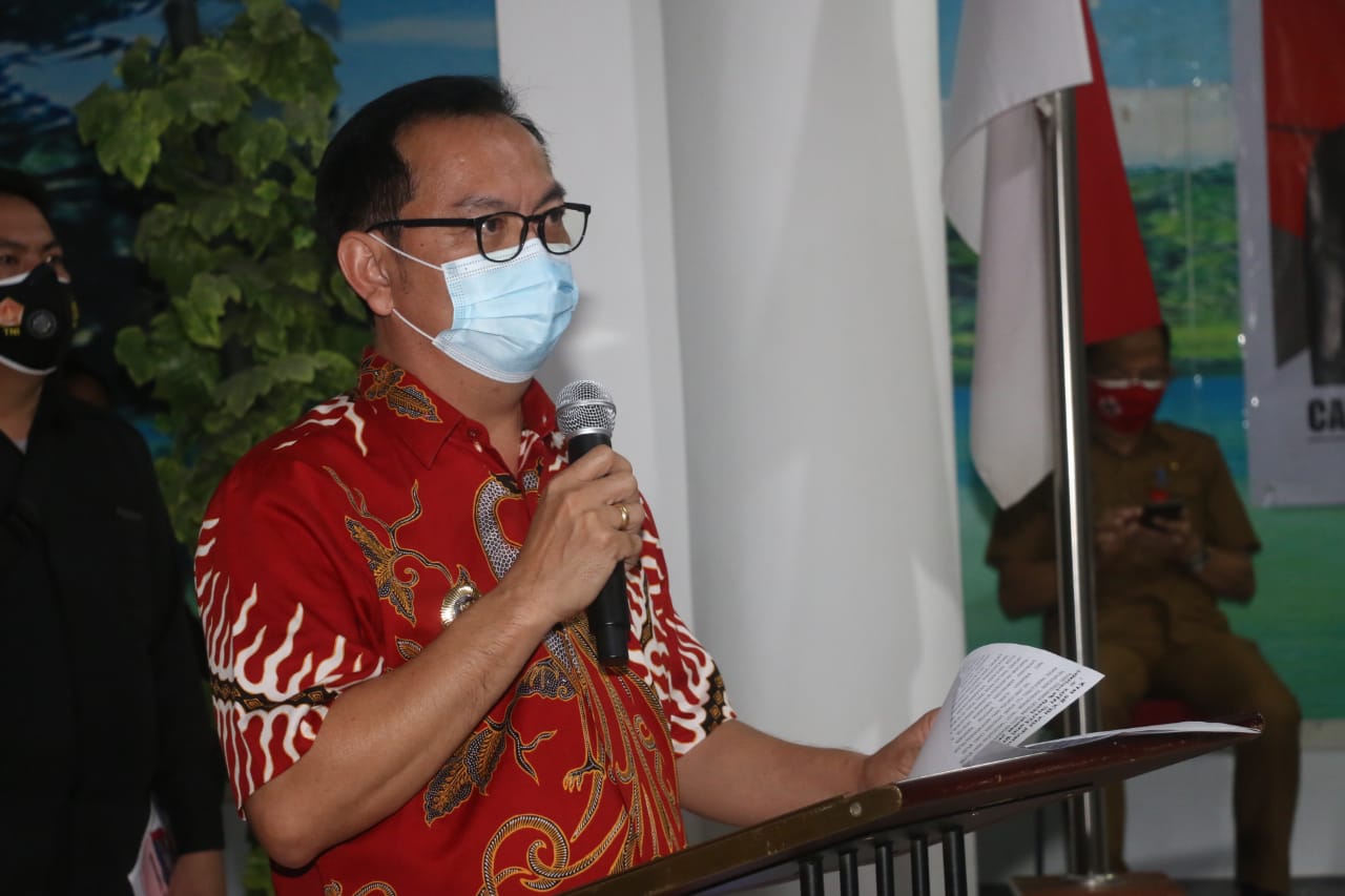 Wali Kota Tomohon Caroll Senduk