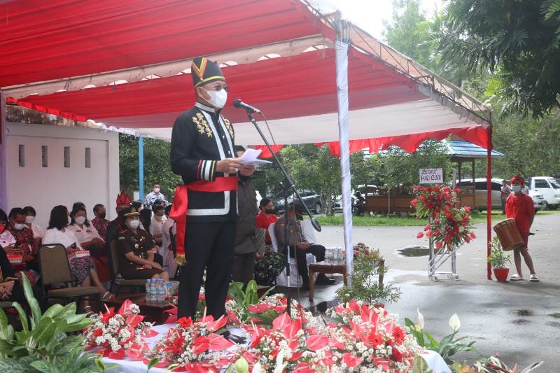 Hari Guru Tomohon