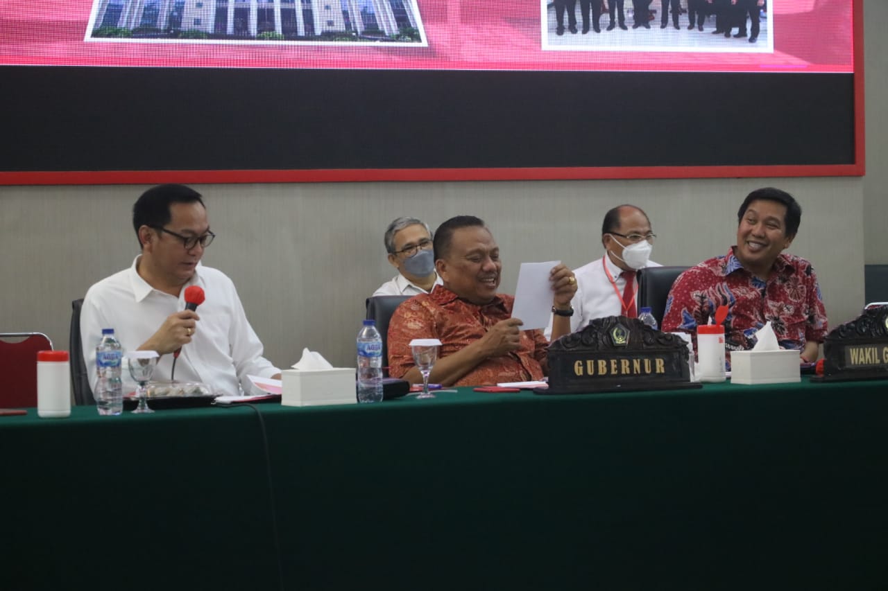 Walikota Tomohon Pelsus GMIM