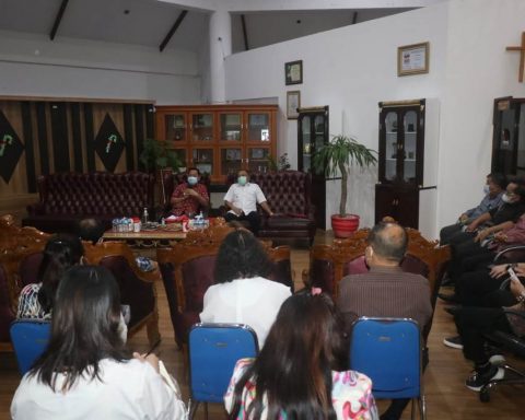 Staf Khusus CSWL Tomohon