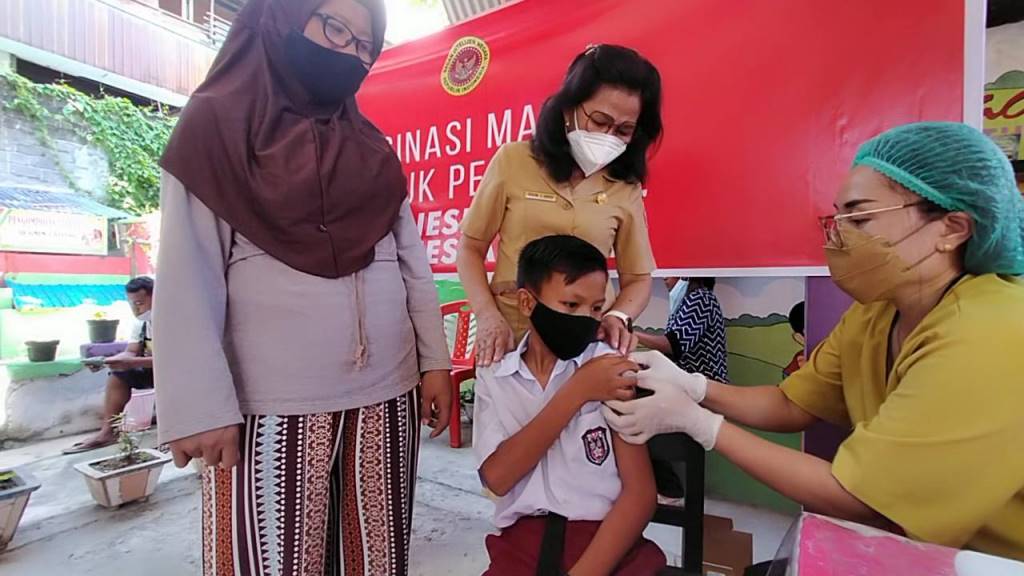 Vaksinasi Anak Bitung