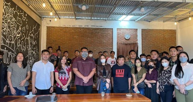 Diskusi GAMKI Minahasa Rio Dondokambey