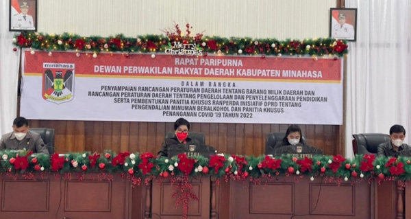 Paripurna DPRD Minahasa