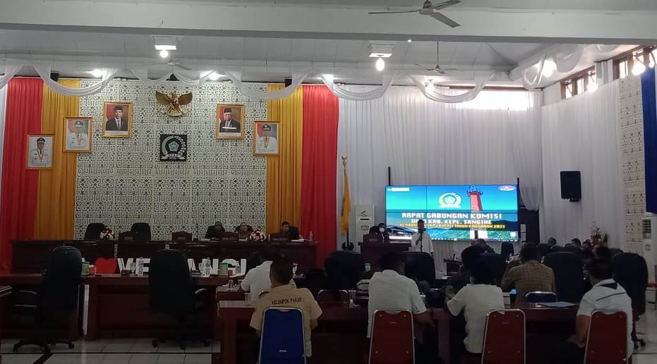Pembahasan LKPJ Bupati Sangihe