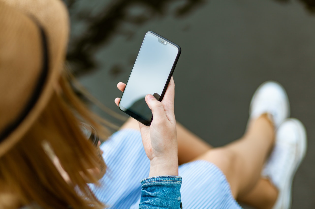 Smartphone Radiasi Tinggi
