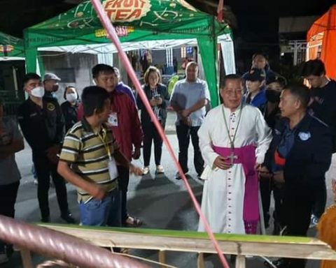 Uskup Manado KGPM Kawangkoan