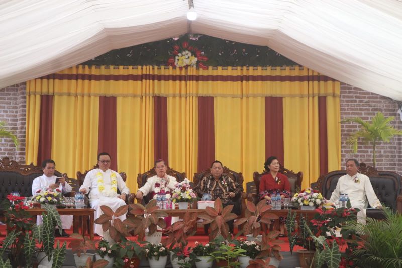 Paroki Trinitas Paslaten