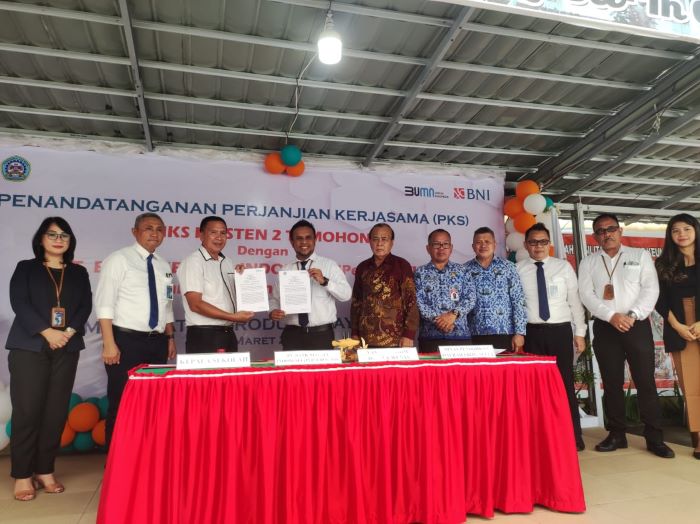 SMKS Kristen 2 dan BNI Tomohon