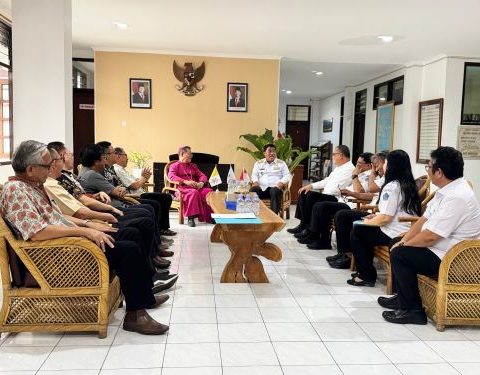 uskup manado gubernur sulut