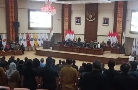 Rapat paripurna DPRD Sulut, Selasa (23/06/2026)