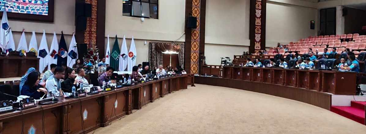 Pembahasan KUA - PPAS 2027 oleh Banggar DPRD dan TAPD Sulut, Kamis (13/08/2026)