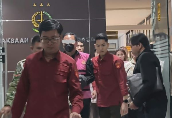 korupsi restribusi pasar minahasa
